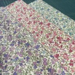 小花柄ラミネート生地3枚セット Sweets Forest