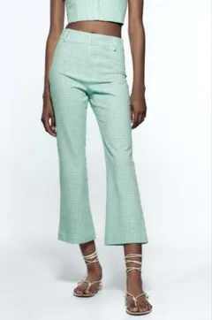 ZARA 水色と白のチェック柄フレアパンツ