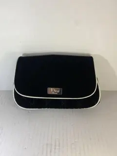 Dior Beautyメイクポーチのサムネイル