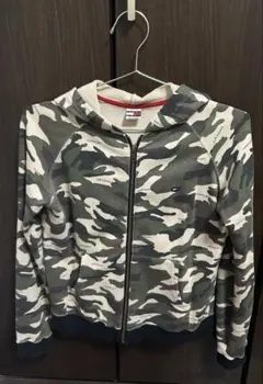 Tommy Girl 迷彩柄 ジップアップパーカーのサムネイル