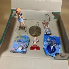 ONEPIECE ワンピース くうび～ `Girls selection` ナミ - メルカリ