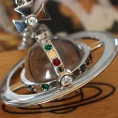 ヴィヴィアン　ジャイアントオーブ　シルバー