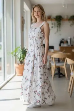 【送込】【新品　未使用】フラワープリント ノースリーブ ロングワンピース