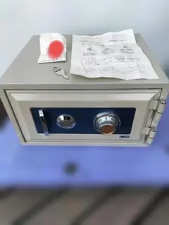家庭用　耐火金庫 シルバー