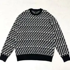 極美品✨ アルマーニ　ニット トップス　23AW　総柄　ブラック　S　人気モデルのサムネイル