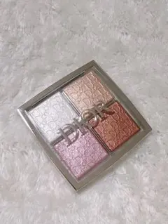 Dior バックステージ グロウ マキシマイザー パレット(001)