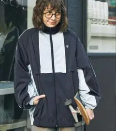 ネイビー ブルゾン