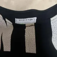 ララキューブ・メッセージプリント ラインストーン Tシャツ