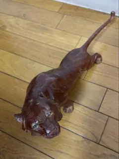 銅製　トラ置物　ヴィンテージ　在銘印有　3.1kg 骨董