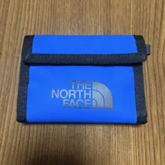 100円値下げ中❗️ノースフェイス三つ折り財布 青