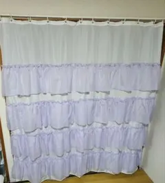 フリル付きカーテン かわいい　シャャワーカーテン