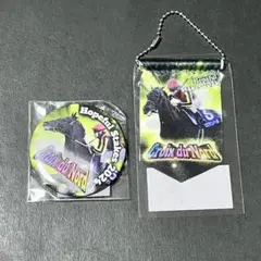 ノーザンホースパーク モバガチャ ミニタペストリー 缶バッジ クロワデュノール