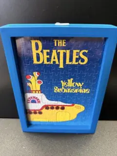 The Beatles イエローサブマリンパズル完成品　スタンドフレーム付き