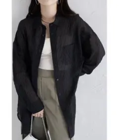 新品タグ付き　ブラック　 ストライプ 　長袖シャツ 　Mサイズ　美品のサムネイル