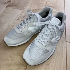 美品 ニューバランスM996 ホワイトスニーカー