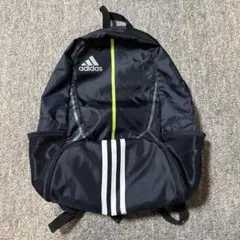 adidas 黒 リュック