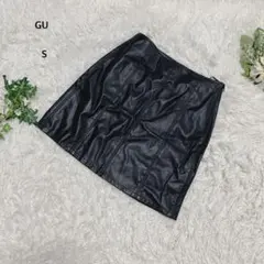 ジーユー　フェイクレザー　ミニスカート　タイトスカート　オトナカッコイイ　S 黒