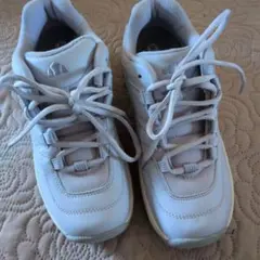 スニーカー レースアップ