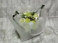 フラワーアレンジメント　造花　グリーン系