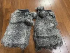 Y2K ギャル　ブーツカバー　ファー素材 グレー レッグウォーマー ポンポン付き