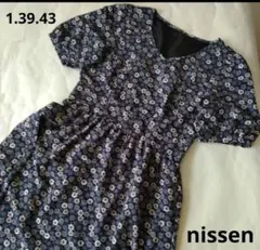 【nissen】 Mサイズ　花柄 　Vネック 半袖ワンピースのサムネイル