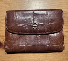 Item thumbnail for item f77f7284-4e42-433d-93e9-99a3485e7ea6