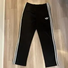 希少 adidas  アディダスオリジナルス ジャージ パンツ M  刺繍ロゴ