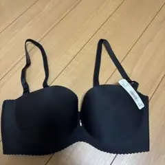 エメフィール　超盛ブラ　黒　新品タグ付き　E65