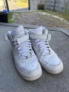 air force1 mid whiteのサムネイル