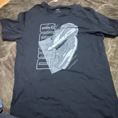 PUMA スニーカーグラフィック Tシャツ Sサイズ