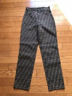 ★【未着用】★【FENDI：フェンディ】◆FENDI♪JEANS◆のサムネイル