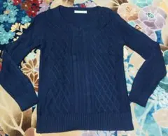 ネイビー ニット