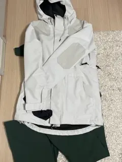 Item thumbnail for item 829ff733-54c8-49fa-8e8a-365a3ed2d74f