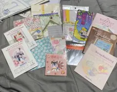 スクラップブッキング素材セット　文字本　シール　千代紙　アルバムフィル　折紙等