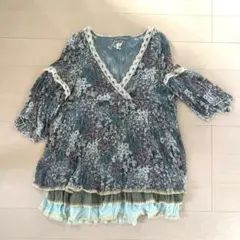 axes femme 花柄 Vネック 五分袖チュニック