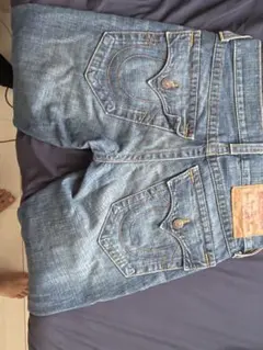 TRUE RELIGION デニムパンツ 29インチのサムネイル