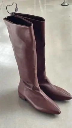 ブラウン ポインテッドトゥ ロングブーツ