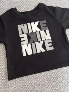 NIKE ブラック Tシャツ 3-4y