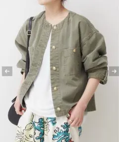 Spick and Span コットンノーカラー金ボタンブルゾンのサムネイル