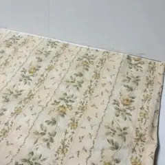 O ルシアン112×55　花柄生地 薔薇柄 綿プリント ベージュ系 ハンドメイド