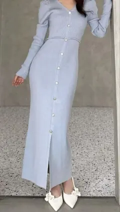 リゼクシー　ゴールドボタンタイトニットワンピース