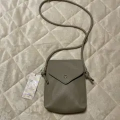 新品〉D.KELLY 斜めがけショルダーバッグ　ベージュ