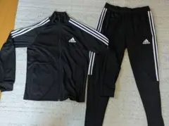 アディダス　上下セット　ジャージジャケット　パンツ　セットアップ　ブラック