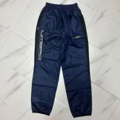 UMBRO アンブロ　トレーニングパンツ アンブロ ナイロン パンツ 刺繍ロゴ
