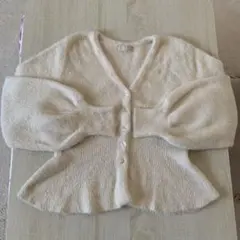 ペプラム ニット