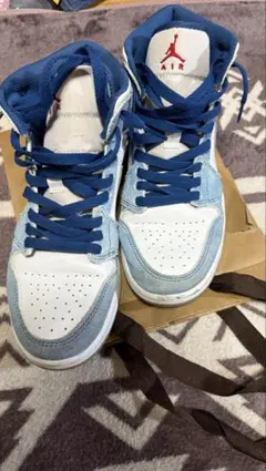 NIKE Air Jordan 1 Mid SE “Hyper Royal”