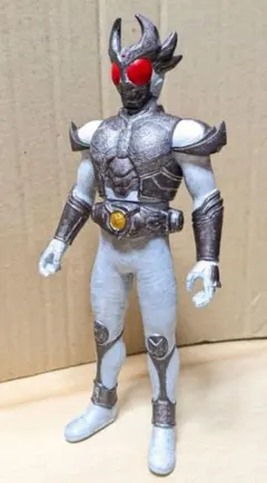 ミラージュアギト（スタンダードサイズソフビ）　素人リペイント製作物