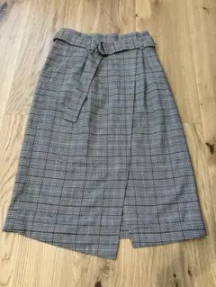 ロペピクニック　チェック柄　タイトスカート ベルト付き　膝下