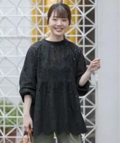 【WEB限定】アーバンリサーチサニーレーベル 2WAYカットワークレースブラウスのサムネイル