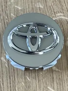 トヨタ純正 オーナメントセンターキャップ